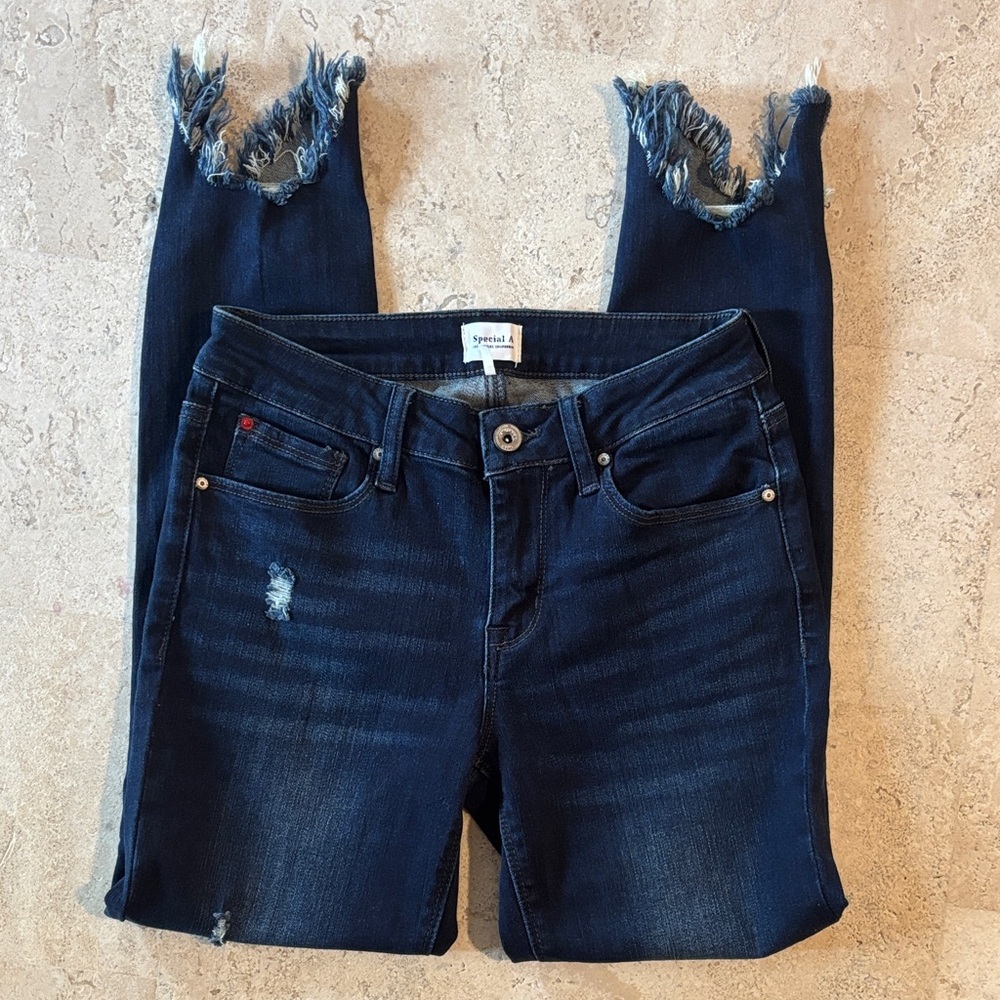 Special A‎ size 3 Dark Blue Distressed ankle Jeans